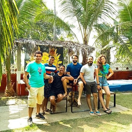 Green Nest Hostel, Baga- North Goa อาร์โปรา ภายนอก รูปภาพ