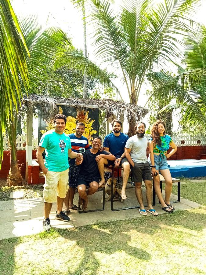 Green Nest Hostel, Baga- North Goa อาร์โปรา ภายนอก รูปภาพ