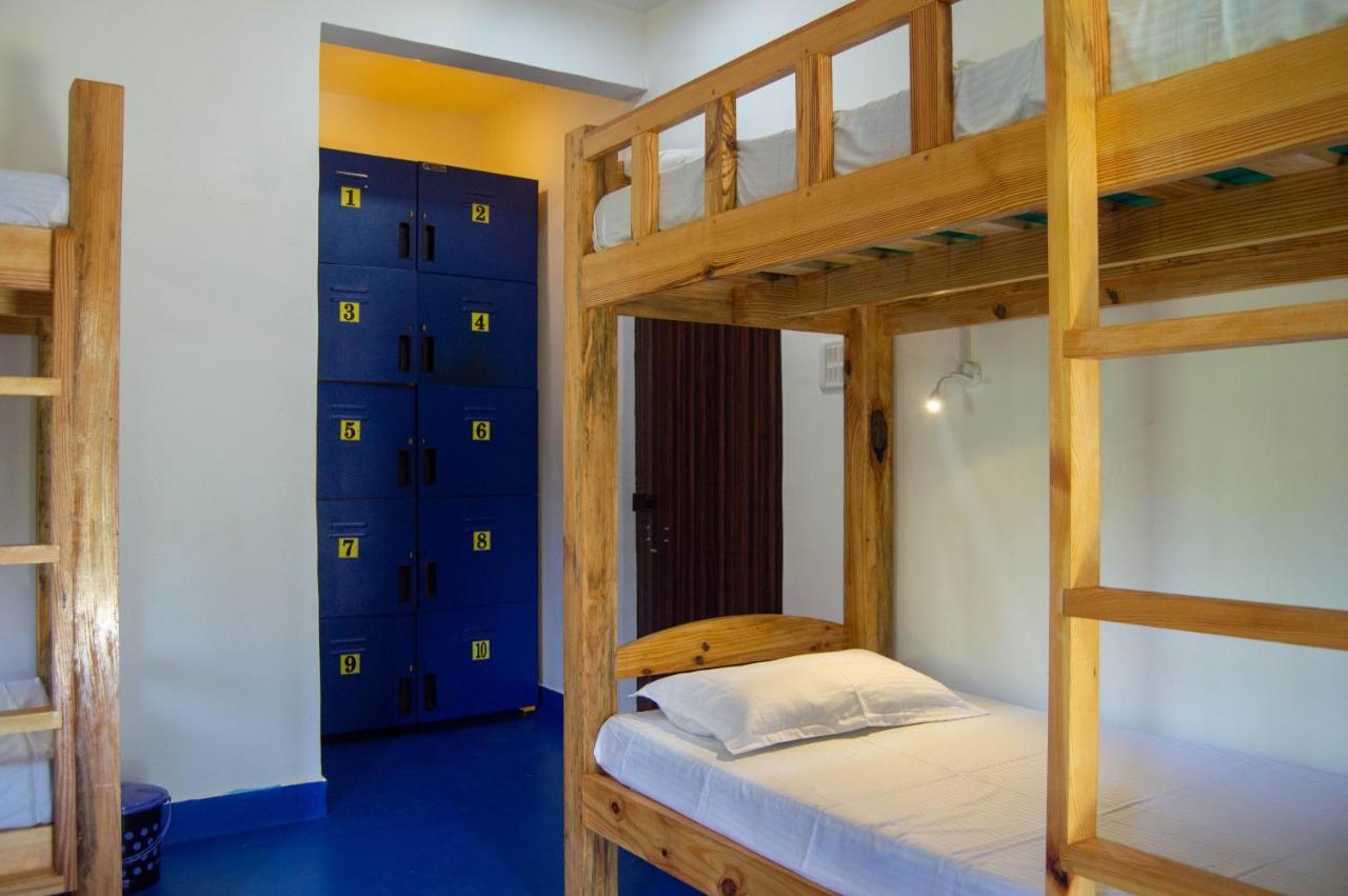 Green Nest Hostel, Baga- North Goa อาร์โปรา ภายนอก รูปภาพ