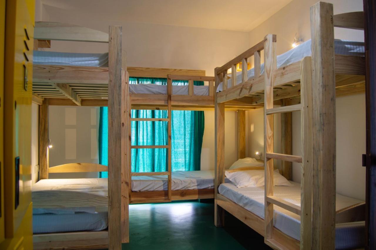 Green Nest Hostel, Baga- North Goa อาร์โปรา ภายนอก รูปภาพ